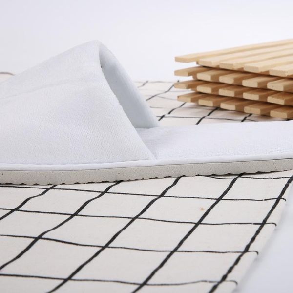 slippers the first choice for home, disposable slippers, ultra-light and fashionable, Black
slippers the first choice for home, disposable slippers, ultra-light and fashionable, Black