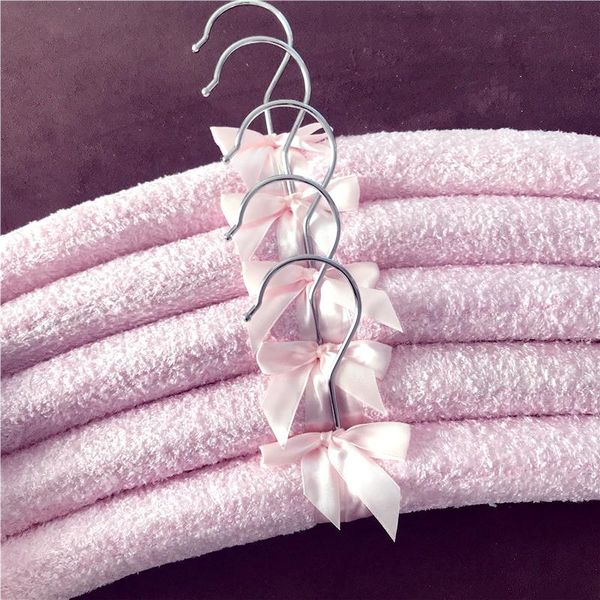 hangers & racks 38.5cm 5pcs/lot soft padded with plush satin cover traceless for dress
hangers & racks 38.5cm 5pcs/lot soft padded with plush satin cover traceless for dress