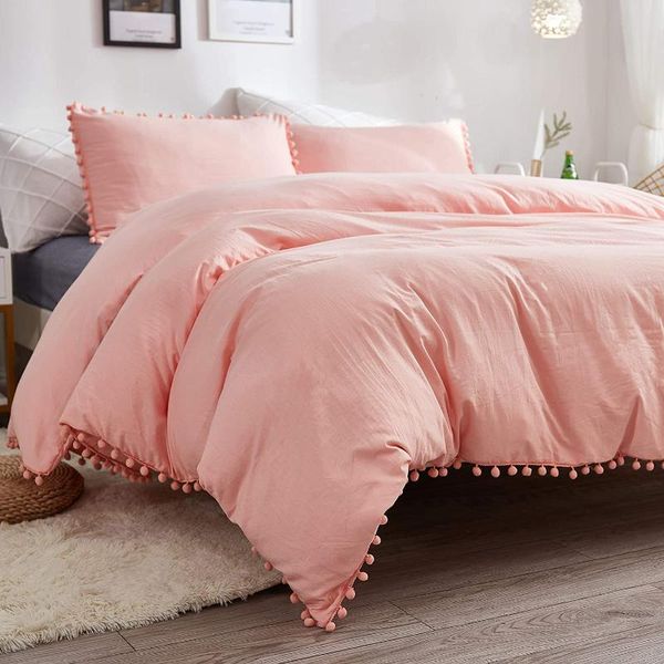 wihte pink bedding sets with washed ball decorative microfiber fabric king duvet cover pillowcase comfortable
wihte pink bedding sets with washed ball decorative microfiber fabric king duvet cover pillowcase comfortable