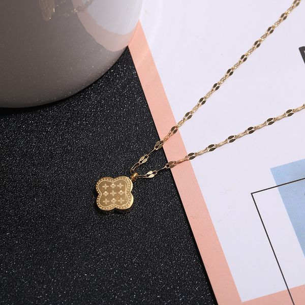 design jewelry d titanium steel non-d color double-sided floret clover necklace female rose gold printed pattern short neck chain accessory, Silver
design jewelry d titanium steel non-d color double-sided floret clover necklace female rose gold printed pattern short neck chain accessory, Silver