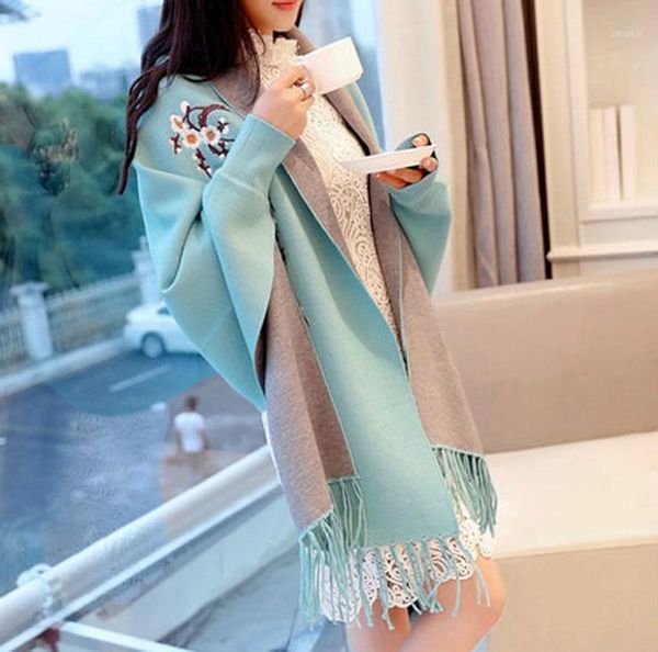 women's sweaters warp sweater women 2021 spring autumn fashion flower embroidery elegant ladies knitted tassels swing invierno, White;black
women's sweaters warp sweater women 2021 spring autumn fashion flower embroidery elegant ladies knitted tassels swing invierno, White;black