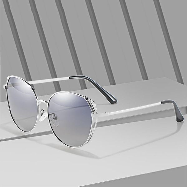 sunglasses brand design luxury cat eye polarized for women men fashion retro trend gradient metal polaroid sun glasses, White;black
sunglasses brand design luxury cat eye polarized for women men fashion retro trend gradient metal polaroid sun glasses, White;black