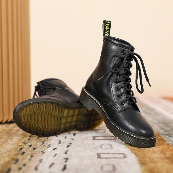 boots autumn winter designer flat women's shoes warm leather platform women blacklace up cowboy short ankle motorcycle, Black
boots autumn winter designer flat women's shoes warm leather platform women blacklace up cowboy short ankle motorcycle, Black