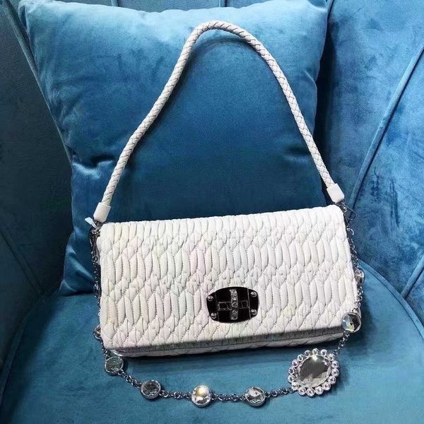 ladies fashion handbag casual tote luxury designer bags women diamond chain shoulder bag genuine leather all match
ladies fashion handbag casual tote luxury designer bags women diamond chain shoulder bag genuine leather all match