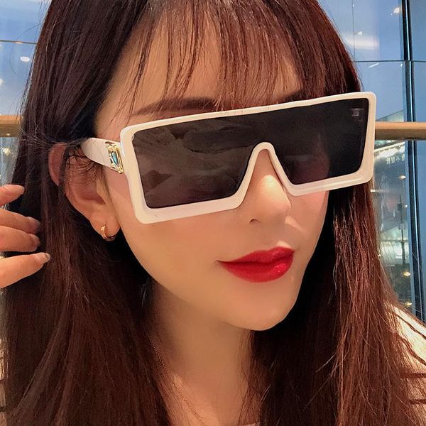 outdoor eyewear vintage square sunglasses for women fashion driving men sun glasses classic decorative eyeglasses designer
outdoor eyewear vintage square sunglasses for women fashion driving men sun glasses classic decorative eyeglasses designer