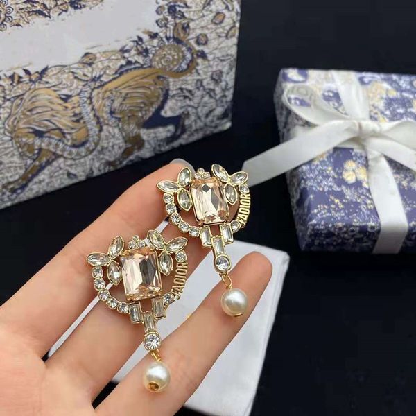 d home, di home champagne golden diamond earrings heavy industry version high quality
d home, di home champagne golden diamond earrings heavy industry version high quality