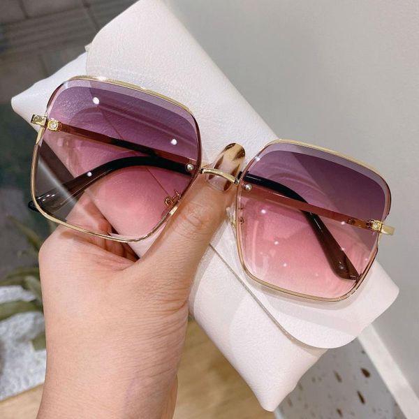 sunglasses crystal rimless women alloy frame luxury square sun glasses female men rhinestone shades gradient purple pink, White;black
sunglasses crystal rimless women alloy frame luxury square sun glasses female men rhinestone shades gradient purple pink, White;black