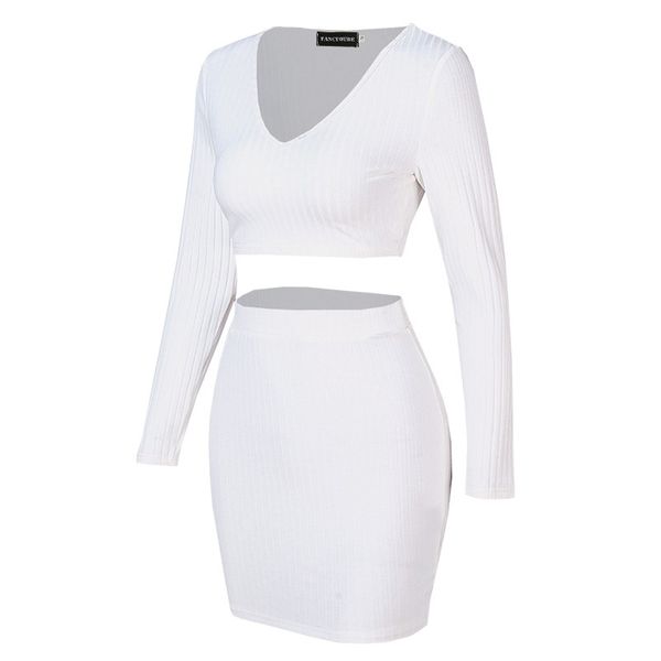 2021 new solid color v-neck long-sleeved knitted and short skirt two-piece suit, White;black
2021 new solid color v-neck long-sleeved knitted and short skirt two-piece suit, White;black