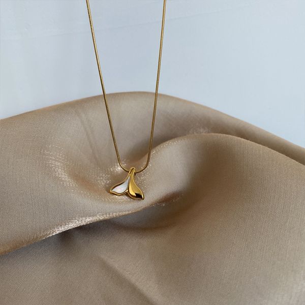 korean ti-tanium steel fishtail pendant necklace ins temperament simple texture clavicle chain item jewelry women's new, Silver
korean ti-tanium steel fishtail pendant necklace ins temperament simple texture clavicle chain item jewelry women's new, Silver