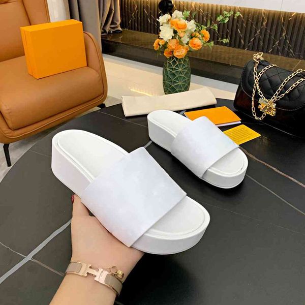 2021 summer fashion designer classic woman sandals slippers shoes casual shoe flat slide with box dust bag size 35-40, Black
2021 summer fashion designer classic woman sandals slippers shoes casual shoe flat slide with box dust bag size 35-40, Black