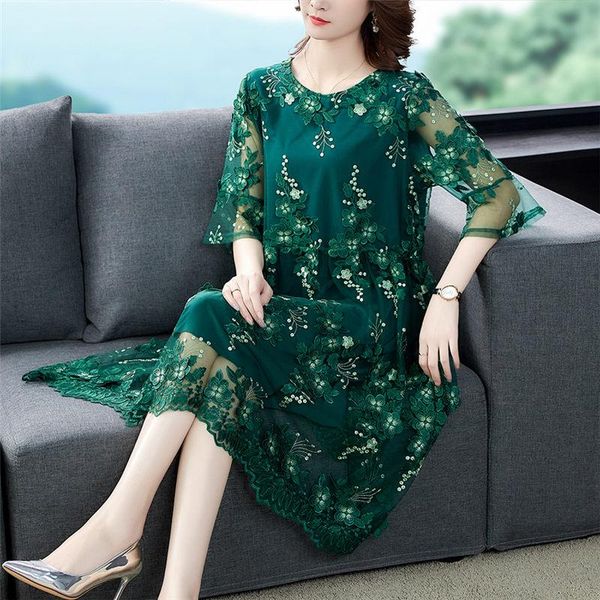 large size mesh embroidery flower dress female 2021 summer high-end temperament ladies loose light luxury runway robes y1568 casual dresses, Black;gray
large size mesh embroidery flower dress female 2021 summer high-end temperament ladies loose light luxury runway robes y1568 casual dresses, Black;gray