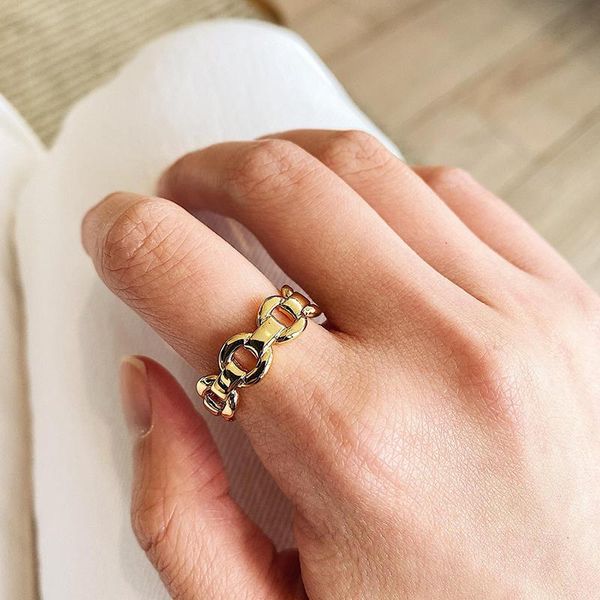 collection hollow o chain gold rings for women 18k plated ladies index finger ring jewelry party accessories cluster, Golden;silver
collection hollow o chain gold rings for women 18k plated ladies index finger ring jewelry party accessories cluster, Golden;silver