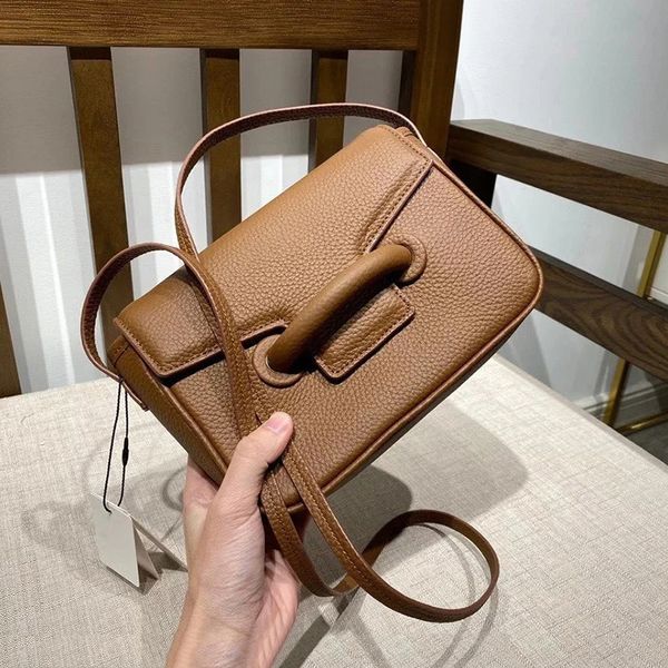 70% off luxury handbag 2021 new korean version litchi grain head layer cow leather plug small square fashion women's bag shoulder bag m
70% off luxury handbag 2021 new korean version litchi grain head layer cow leather plug small square fashion women's bag shoulder bag m
