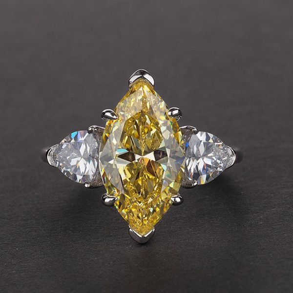 100% 925 sterling silver ring classic 6ct created moissanite quartz wedding rings for women men jewelry engagement cluster, Golden;silver
100% 925 sterling silver ring classic 6ct created moissanite quartz wedding rings for women men jewelry engagement cluster, Golden;silver