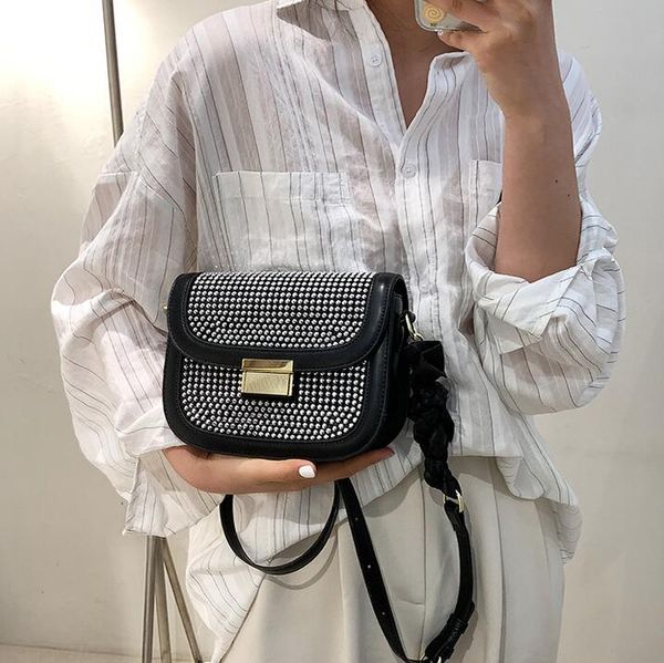 factory wholesale women handbag personalized rivet messenger bag street fashion diamonds handbags sweet and lovely ribbons bow shoulder bags, Black;red
factory wholesale women handbag personalized rivet messenger bag street fashion diamonds handbags sweet and lovely ribbons bow shoulder bags, Black;red