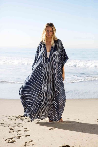 women's swimwear oversized chiffon summer women bohemian striped vintage kaftan transparent sheer long robe straight pareo ug, White;black
women's swimwear oversized chiffon summer women bohemian striped vintage kaftan transparent sheer long robe straight pareo ug, White;black