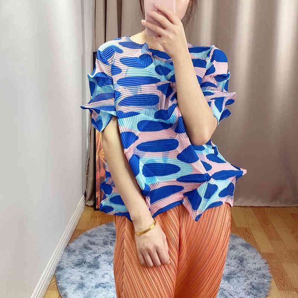 polo summer camouflage thin women's t-shirt miyak fold diamond pleat design loose and round neck short sleeve tied, White
polo summer camouflage thin women's t-shirt miyak fold diamond pleat design loose and round neck short sleeve tied, White