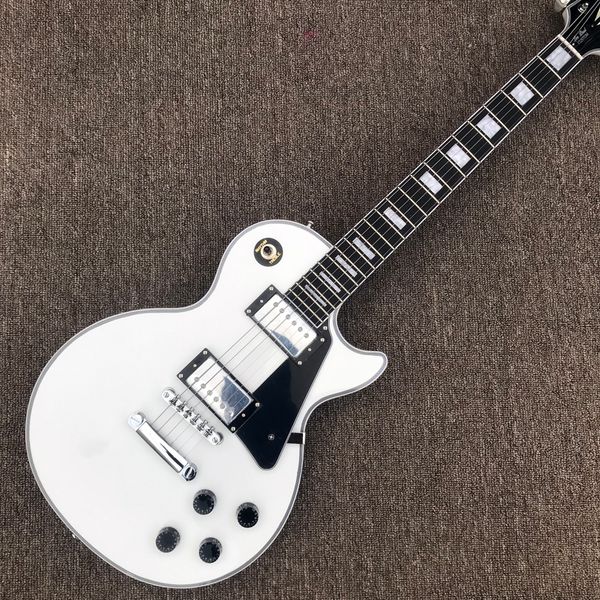 electric guitar, rosewood fingerboard, black pickguard,chrome hardware,
electric guitar, rosewood fingerboard, black pickguard,chrome hardware,