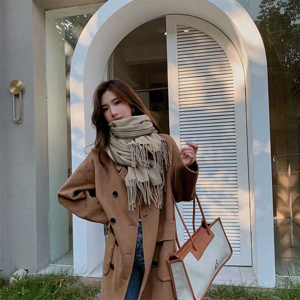 monochrome imitation cashmere scarf autumn winter fashion warm bib japan and south korea extended stripe women's shawl, Blue;gray
monochrome imitation cashmere scarf autumn winter fashion warm bib japan and south korea extended stripe women's shawl, Blue;gray