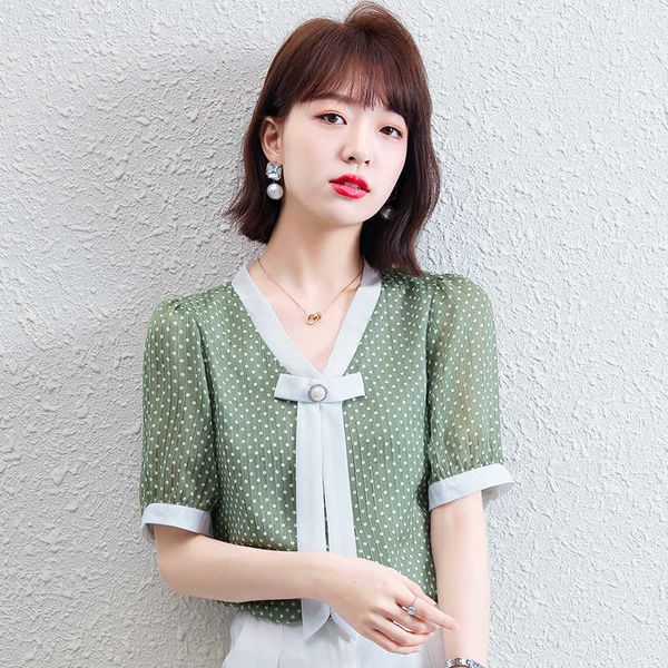 make intellectual literary retro summer french chiffon v-neck wave point small unlined upper garment choli female 210531, White
make intellectual literary retro summer french chiffon v-neck wave point small unlined upper garment choli female 210531, White