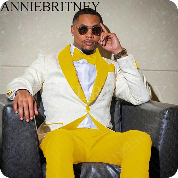 men's suits & blazers 2021 arrival gold prom groom tuxedos latest coat pants designs mens wedding male slim fit jacket+pants+tie, White;black
men's suits & blazers 2021 arrival gold prom groom tuxedos latest coat pants designs mens wedding male slim fit jacket+pants+tie, White;black