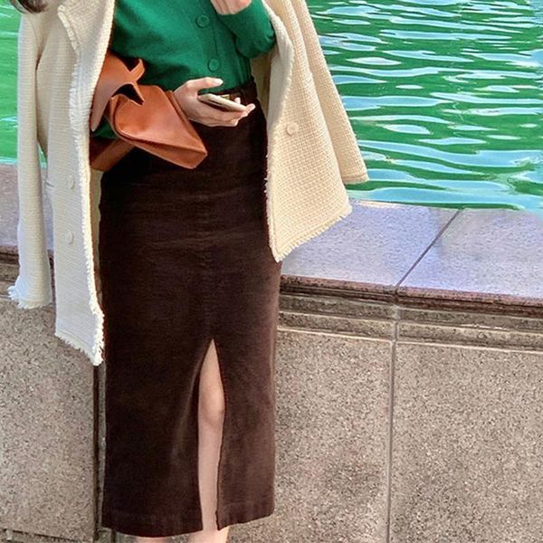 skirts vintage high waist corduroy side slit skirt women straight midi streetwear female with belts plus size, Black
skirts vintage high waist corduroy side slit skirt women straight midi streetwear female with belts plus size, Black