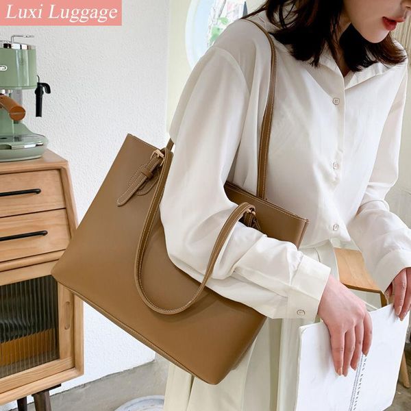 evening bags fashion big bag women 2021 trendy tote simple temperament large capacity shoulder casual messenger
evening bags fashion big bag women 2021 trendy tote simple temperament large capacity shoulder casual messenger
