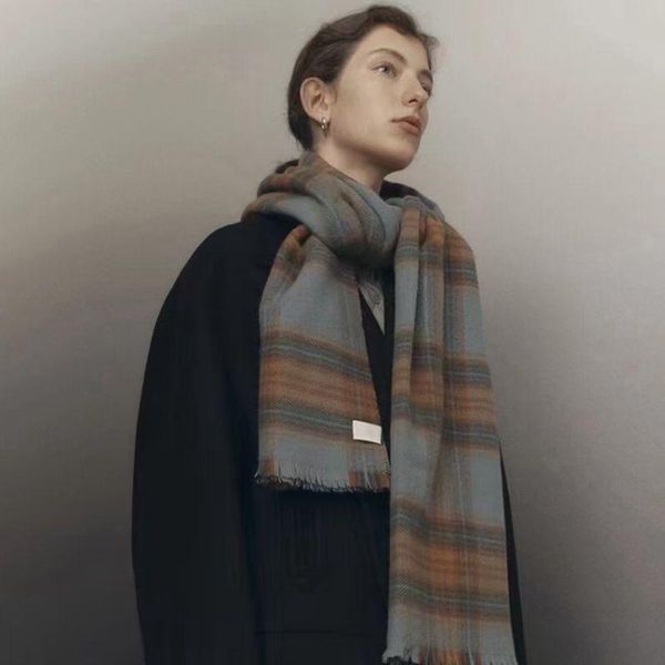 scarves 2021korean autumn and winter imitation cashmere women's plaid scarf fashion tassel thickened warm cold proof shawl, Blue;gray
scarves 2021korean autumn and winter imitation cashmere women's plaid scarf fashion tassel thickened warm cold proof shawl, Blue;gray