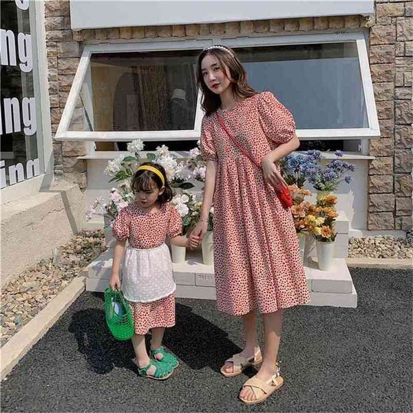 parent-child dress printed mother-daughter mommy and me clothes family matching birthday 210702, Blue
parent-child dress printed mother-daughter mommy and me clothes family matching birthday 210702, Blue