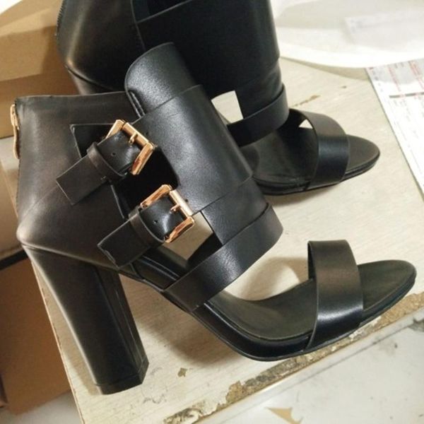 shoes,beautiful fashionwomen's shoes , about11 cm high-heeled sandals, women's thick-heeled sandals. size: 34-45 sandals, Black
shoes,beautiful fashionwomen's shoes , about11 cm high-heeled sandals, women's thick-heeled sandals. size: 34-45 sandals, Black