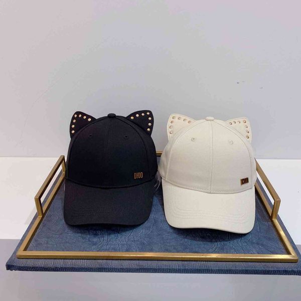 family ~ 2021 early new rivet cat ears cotton baseball fashion light luxury foreign style duck tongue cap, Blue;gray
family ~ 2021 early new rivet cat ears cotton baseball fashion light luxury foreign style duck tongue cap, Blue;gray
