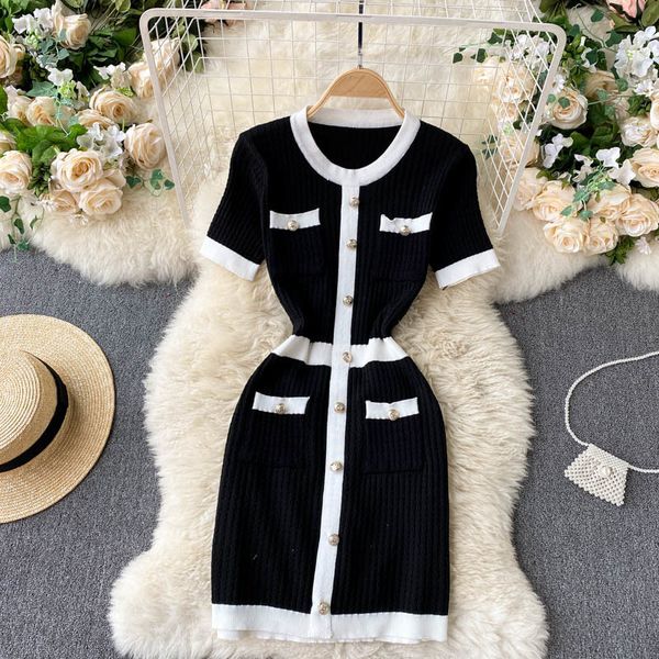 casual dresses new fashion party night elegant mini women button knitted bodycon o-neck sheath summer dayb, Black;gray 
casual dresses new fashion party night elegant mini women button knitted bodycon o-neck sheath summer dayb, Black;gray