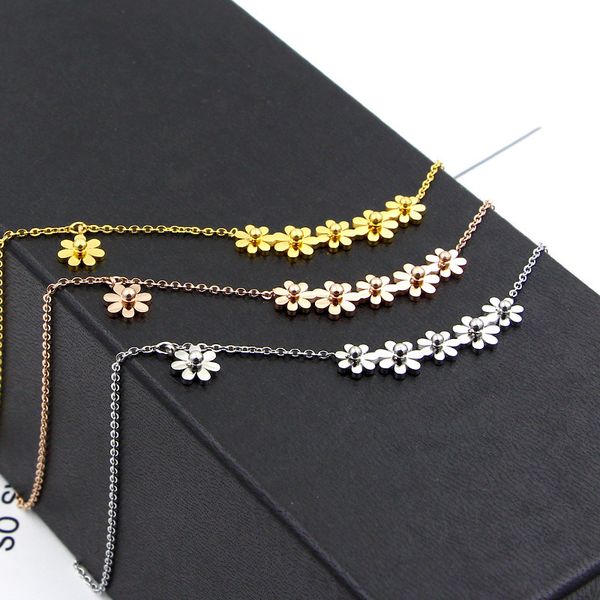 x3-401-2 temperament 6 daisies 18k rose korean color gold small chrysanthemum clavicle short necklace, Silver
x3-401-2 temperament 6 daisies 18k rose korean color gold small chrysanthemum clavicle short necklace, Silver