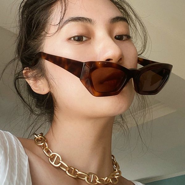 sunglasses 2021 new cat eye sunglasses fashion women men small frame ladies sun g lasses transparent green eyewear glasses uv400, White;black
sunglasses 2021 new cat eye sunglasses fashion women men small frame ladies sun g lasses transparent green eyewear glasses uv400, White;black