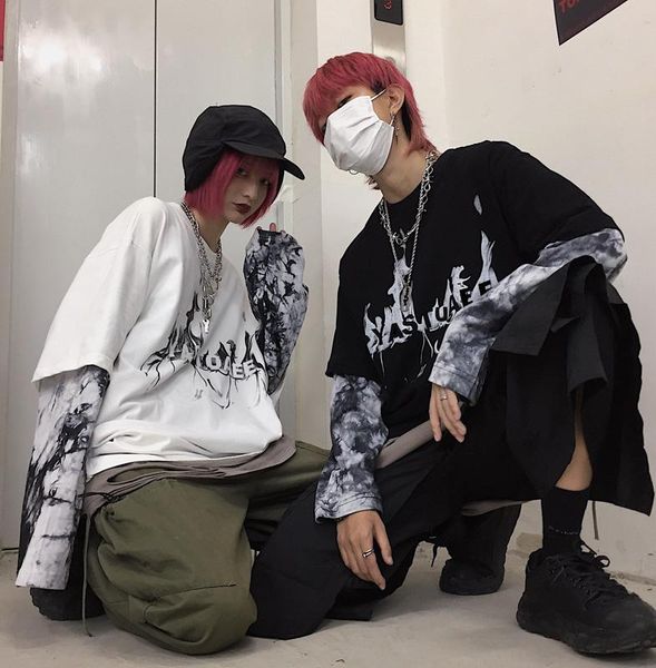 women's t-shirt high street hiphop tie-dye fake two piece splicing sleeve aesthetic gothic clothes couple streetwear fashion, White
women's t-shirt high street hiphop tie-dye fake two piece splicing sleeve aesthetic gothic clothes couple streetwear fashion, White