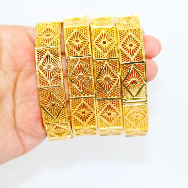 bangle 4 pçs dubai pulseiras largas habesha jóias etíope presente de casamento da noiva africano 24k cor do ouro, Black 
bangle 4 pçs dubai pulseiras largas habesha jóias etíope presente de casamento da noiva africano 24k cor do ouro, Black