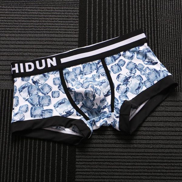 underpants men's ice silk underwear fashion man cube printing boxers low waist u pouch breathable trunks panties cuecas masculina, Black;white
underpants men's ice silk underwear fashion man cube printing boxers low waist u pouch breathable trunks panties cuecas masculina, Black;white