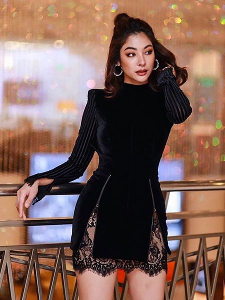 dresses 2021 spring women mini o-neck backless veet lace stitching long-sleeved black elegant bodycon party, Black;gray
dresses 2021 spring women mini o-neck backless veet lace stitching long-sleeved black elegant bodycon party, Black;gray