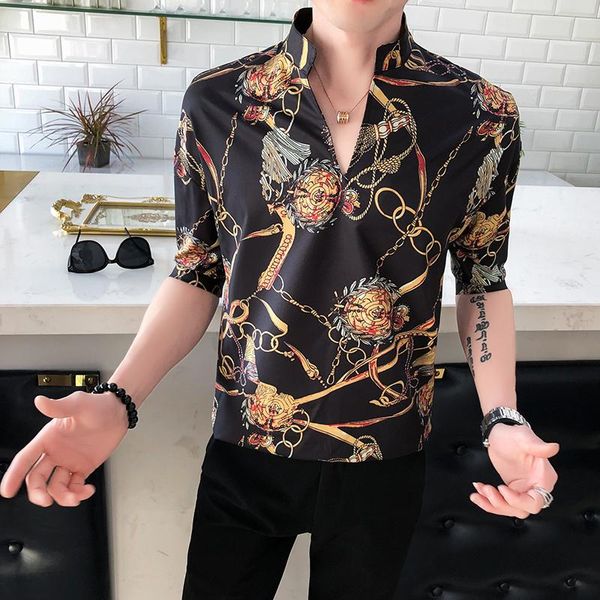 men's casual shirts 2021 summer fashion high-end brand men half sleeve shirt street v-shaped stand collar loose fit top, White;black
men's casual shirts 2021 summer fashion high-end brand men half sleeve shirt street v-shaped stand collar loose fit top, White;black