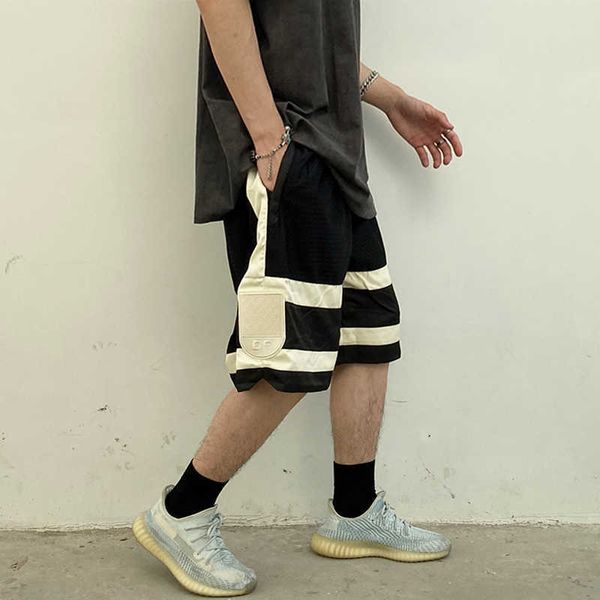 men's dp black and white stitching loose large knee mesh shorts casual capris high street fashion embroidered sweatpants, White;black
men's dp black and white stitching loose large knee mesh shorts casual capris high street fashion embroidered sweatpants, White;black