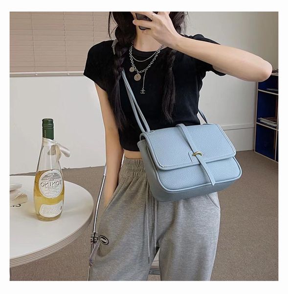 2021 factory women's crossbody bag 4 colors women messenger shoulder bags pu leather handbag 25cm
2021 factory women's crossbody bag 4 colors women messenger shoulder bags pu leather handbag 25cm