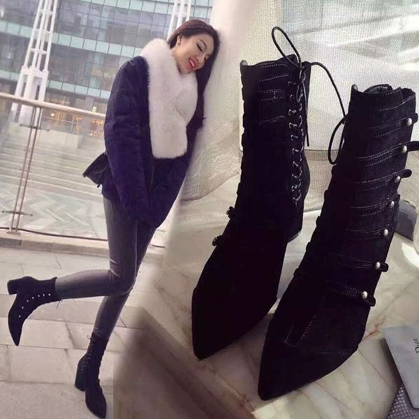 boot mode black suede superior velvet pointed toe ankle boots leather for women cross fixed spoils
boot mode black suede superior velvet pointed toe ankle boots leather for women cross fixed spoils