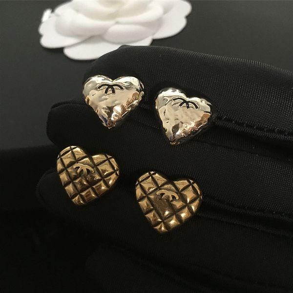 charm 925 silver needle korean version small xiangfeng earrings lingge love series letter, Golden
charm 925 silver needle korean version small xiangfeng earrings lingge love series letter, Golden