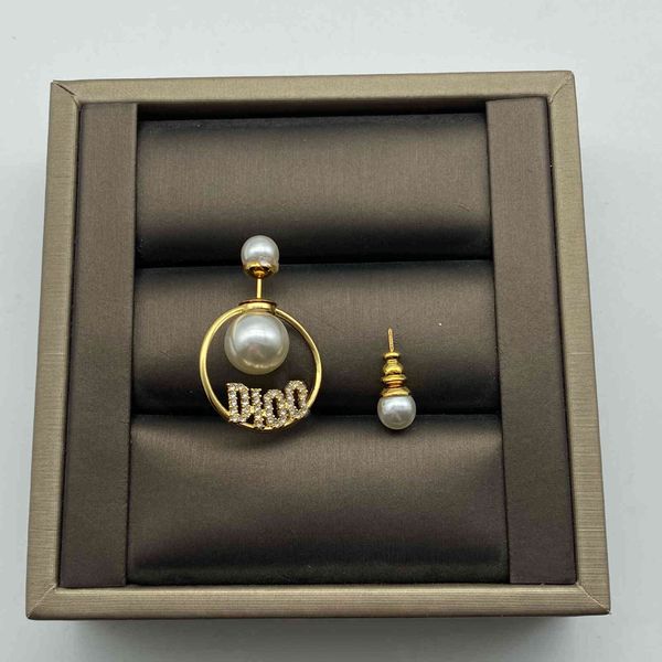 design jewelry home dijia's 20-year-old new letter inlaid diamond pearl asymmetric fashion temperament and earrings for women, Golden
design jewelry home dijia's 20-year-old new letter inlaid diamond pearl asymmetric fashion temperament and earrings for women, Golden