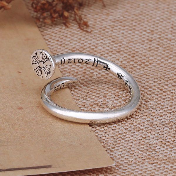 s925 pure silver ring personality retro the punk style cross military flower classic ring gift to your lover 2021 new hot
s925 pure silver ring personality retro the punk style cross military flower classic ring gift to your lover 2021 new hot