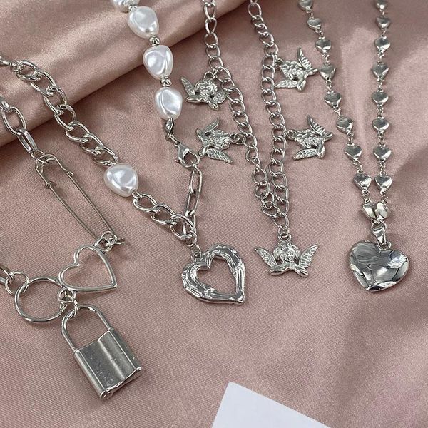 pendant necklaces 2021 kpop punk vintage goth hollow heart metal chains pearl choker necklace for women egirl harajuku aesthetic jewelry, Silver
pendant necklaces 2021 kpop punk vintage goth hollow heart metal chains pearl choker necklace for women egirl harajuku aesthetic jewelry, Silver