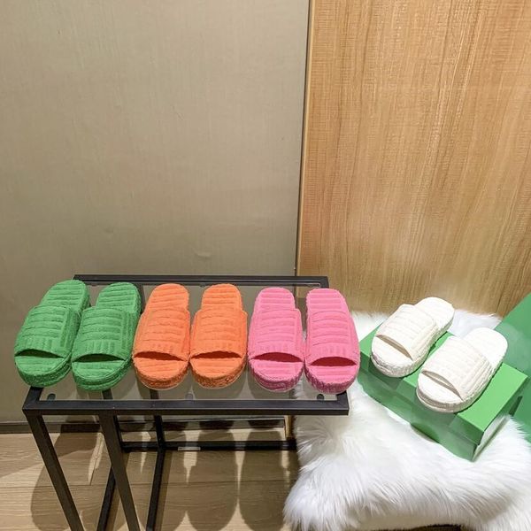 2021 fashion designers women slippers wide-soled platform summer outdoor causal furry lamb wool beach flip-flops wedding party dress dating, Black
2021 fashion designers women slippers wide-soled platform summer outdoor causal furry lamb wool beach flip-flops wedding party dress dating, Black