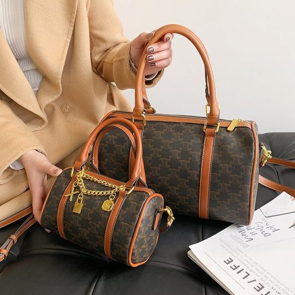 luxury handbags new pillow boston messenger women's size one shoulder handbag fashion, Red;black
luxury handbags new pillow boston messenger women's size one shoulder handbag fashion, Red;black