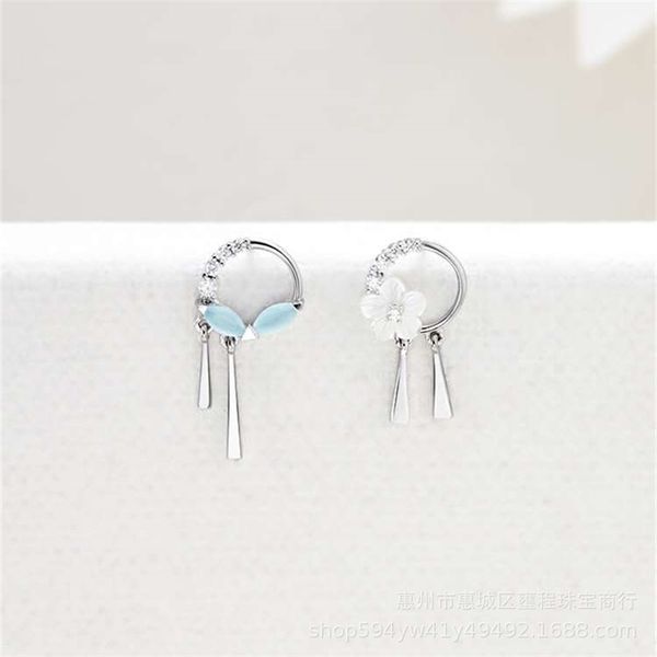 dream back to chang'an student korean version simple s925 silver anti allergy female net red round face earrings, Black
dream back to chang'an student korean version simple s925 silver anti allergy female net red round face earrings, Black