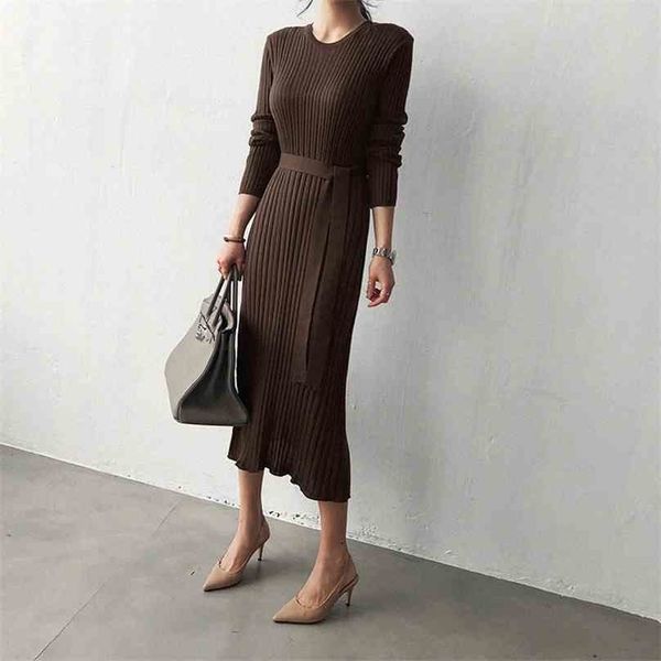 women elegant sweater dress autumn winter slim with blet bandage knitted es ladies solid casual long robe 210525, Black;gray
women elegant sweater dress autumn winter slim with blet bandage knitted es ladies solid casual long robe 210525, Black;gray